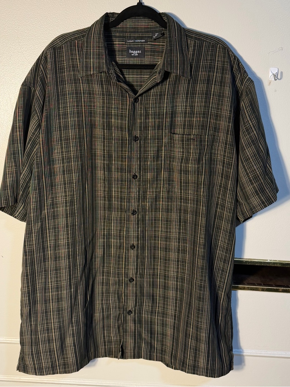 Haggar Men's Green Plaid Short Sleeve Button-Up Shirt XLT Big and Tall